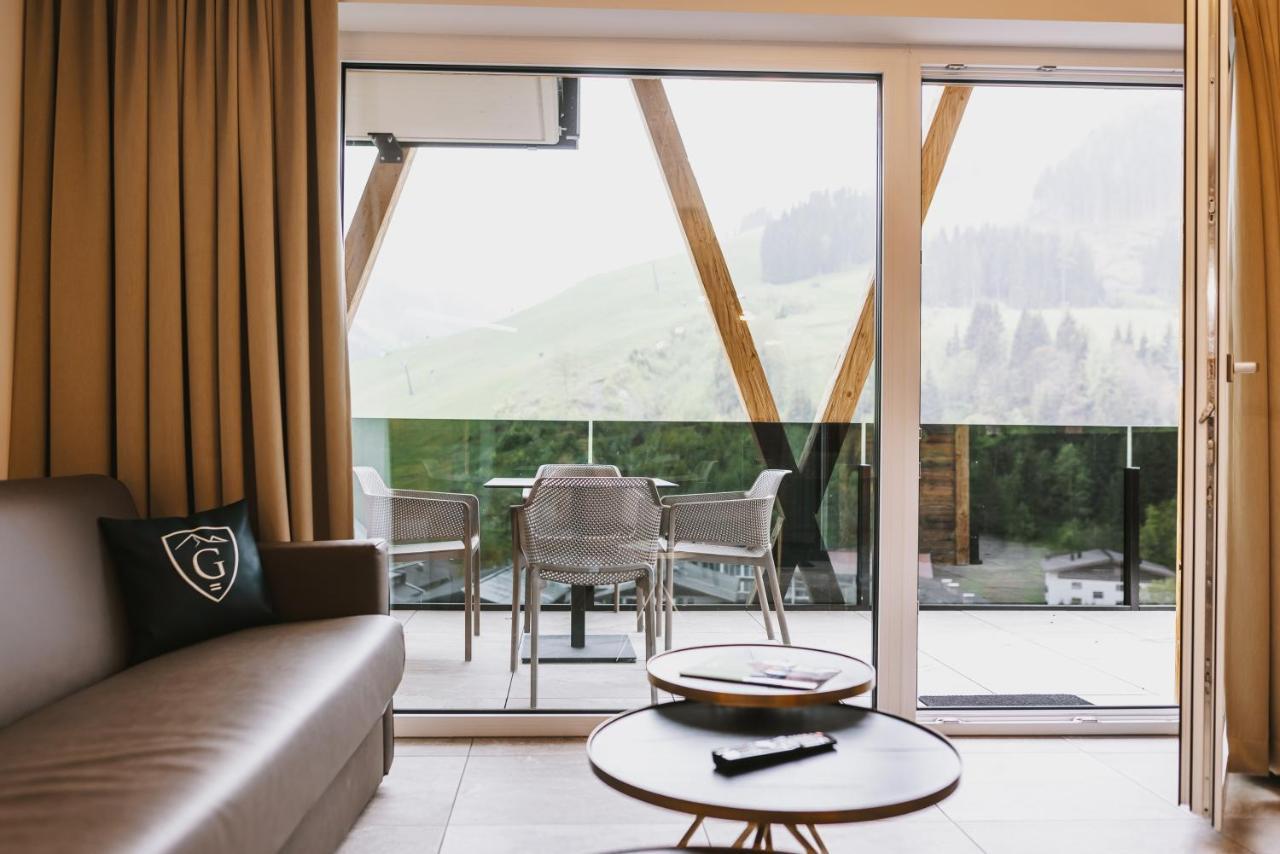 Glemm By Avenida Superior Hotel & Residences Saalbach-Hinterglemm Exterior foto